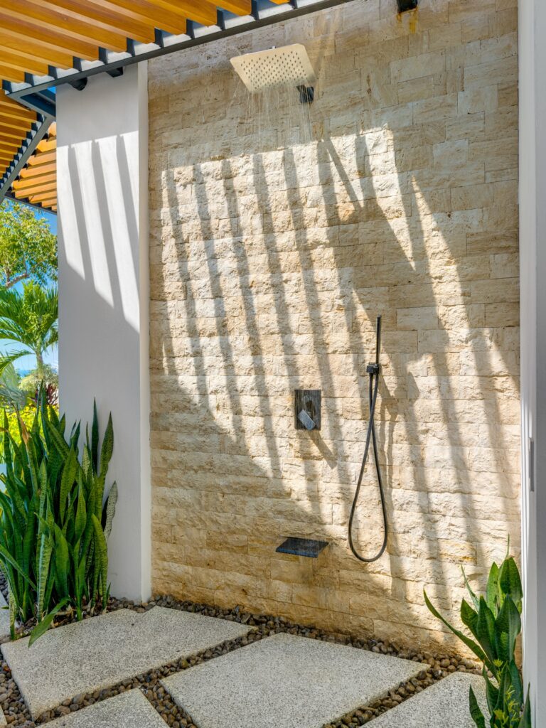 #realestatephotography #dreamhomes #airbnbexperience #costarica #realestatephotographer