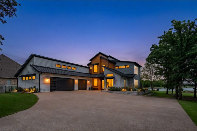 Twilight Tuesday 🌙

:::

#etxphotographer #realestatephotography #twilightphotography