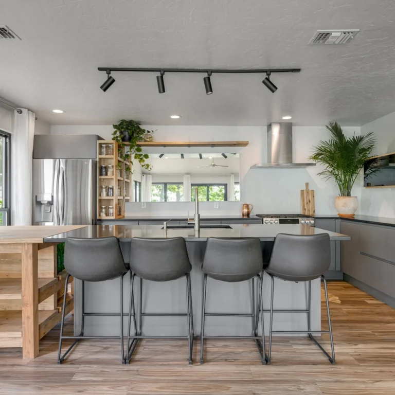 Thank you for entrusting this to us, @robinsheedy1 . You've got to see this home in Pittsburg, TX👌
:::
#etxrealestate #realestatephotography #realestatephotographer #pittsburgtxphotographer #pittsburgtxrealestate #lakebobsandlinrealestate