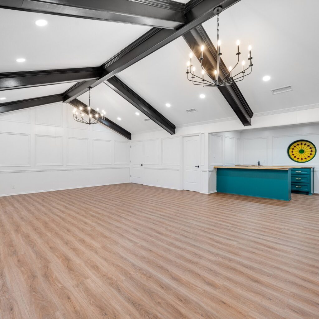 Paris Ballroom 💃🕺
:::
#etxrealestate #realestatephotography #realestatephotographer #ParisTXRealEstate